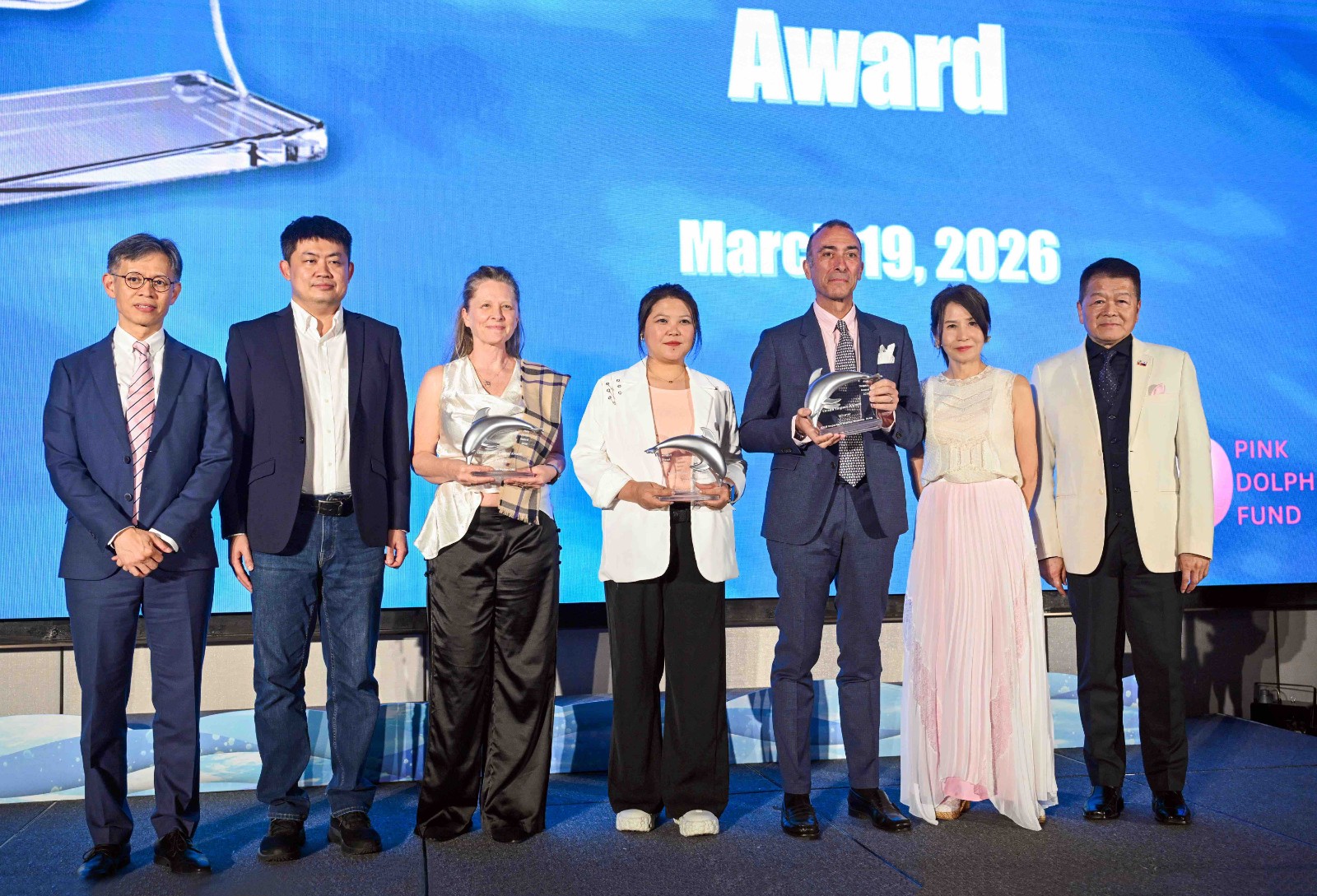 1775029929477065.jpg Pink Dolphin Award 2.jpg